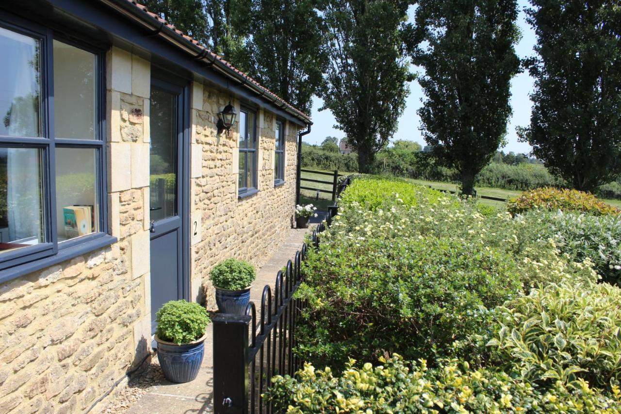 Norbin Farm Bed & Breakfast Box  Exterior photo